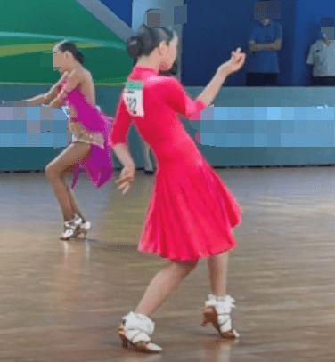 马跳舞视频在线观看,在线欣赏马跳舞的精彩瞬间  第2张